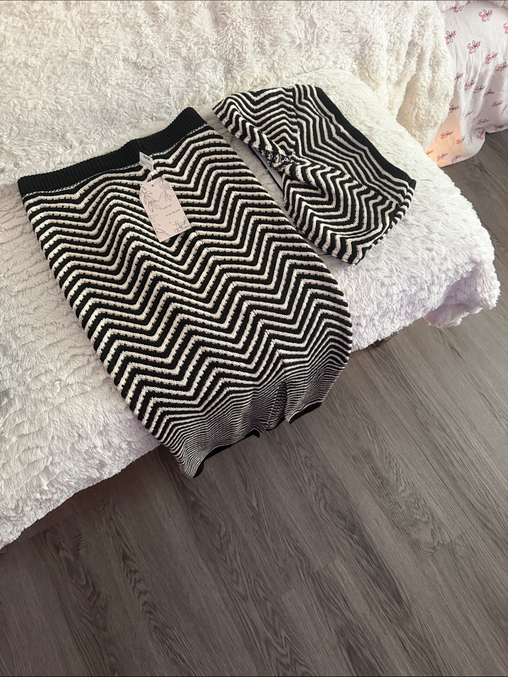 Black & White Zigzag Knit Set
